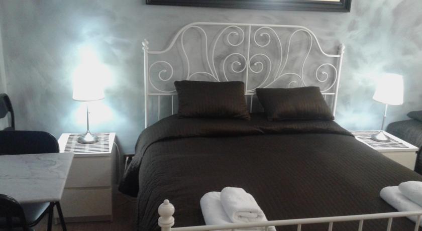 The Pope's Window Guest house 2*